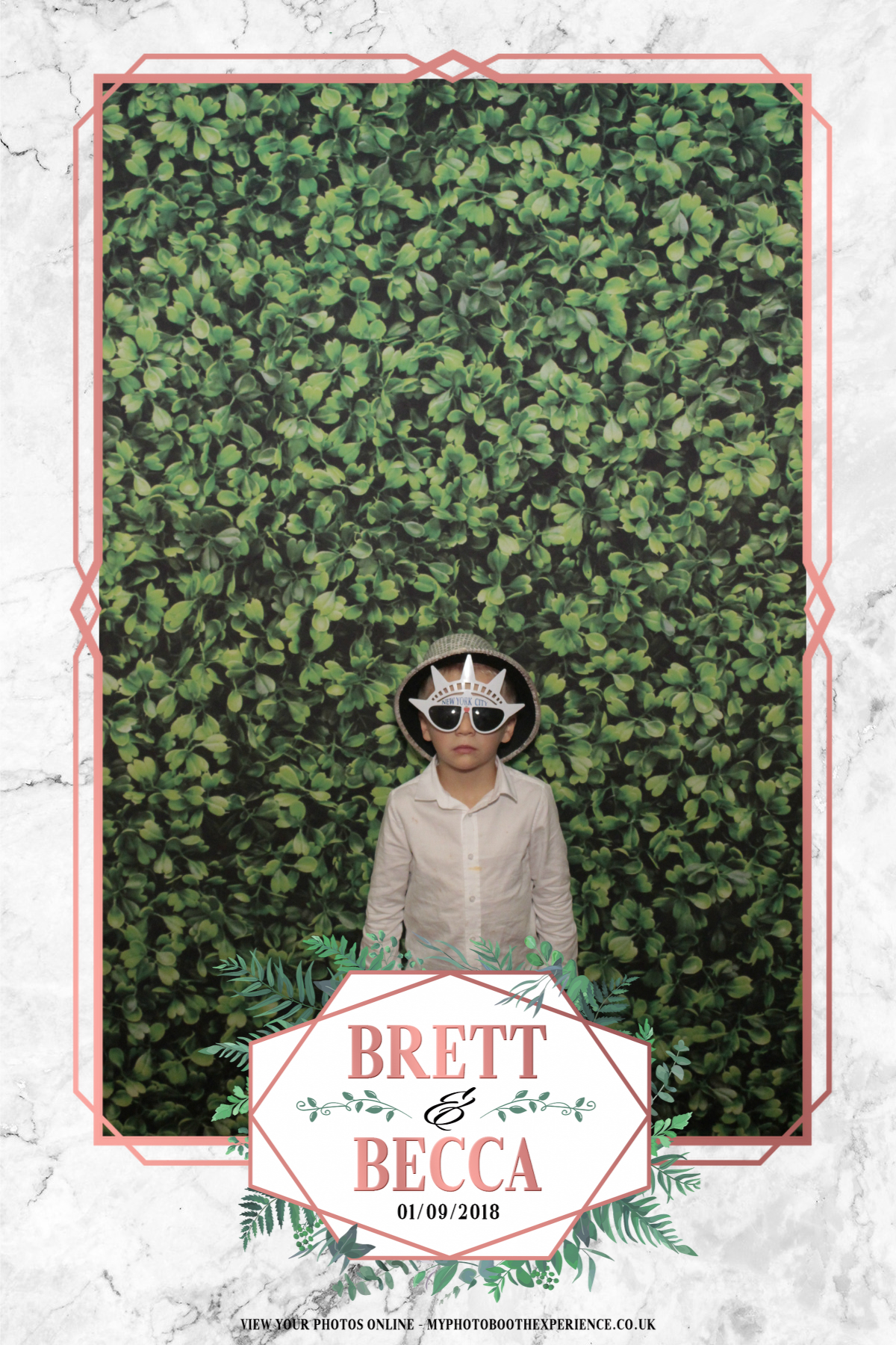 Brett & Becca's Wedding | View more photos from the event at gallery.myphotoboothexperience.co.uk/u/MyPhotoBoothExperienceLtd/Brett-Beccas-Wedding
